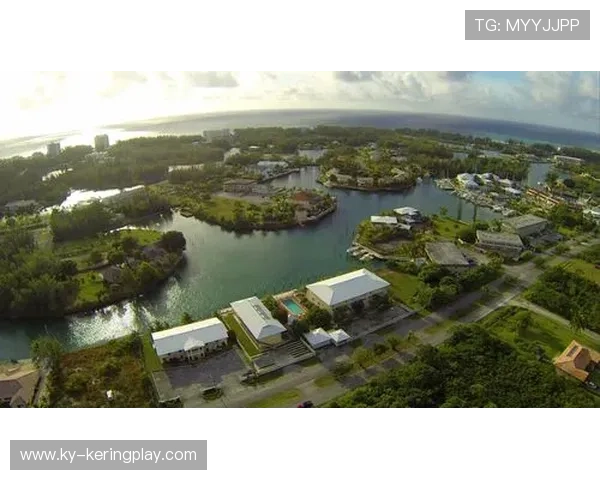 巴哈马国际冲浪比赛进入新高潮,巴哈马体育 巴哈马国际冲浪比赛进入新高潮,巴哈马体育