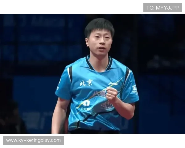 乒乓球马龙正手爆冲得分，依旧稳健