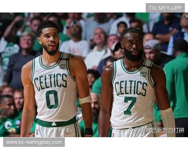 凯尔特人前半场由布朗驱动